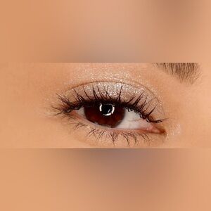 🚨🔥JEFFREE STAR EYE GLOSS POWDER | BLUNT DIAMONDS Icy white with silver shimmer